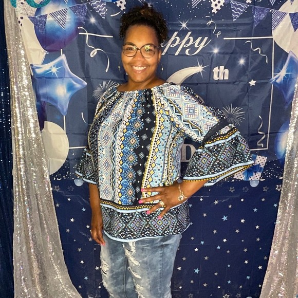 Meet your Posher, Brenda - Picture 1 of 1